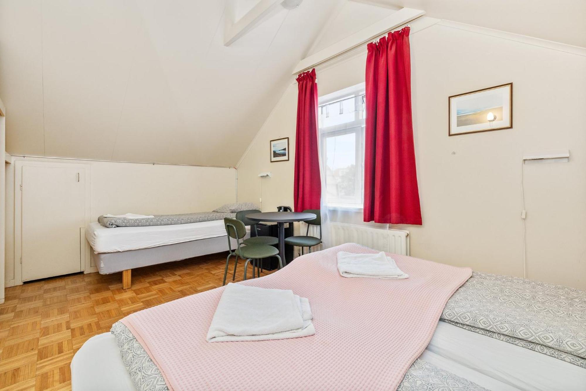 Downtown Reykjavik Baldursbra Guesthouse Eksteriør billede